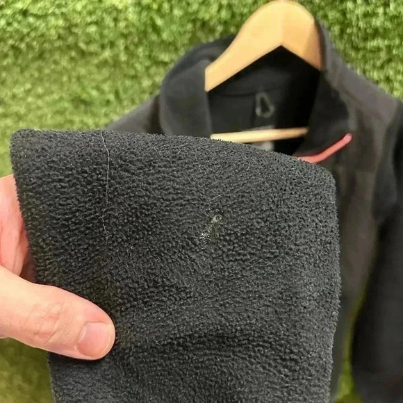 The  North Face Black Pink Denali Small - Picture 5 of 5